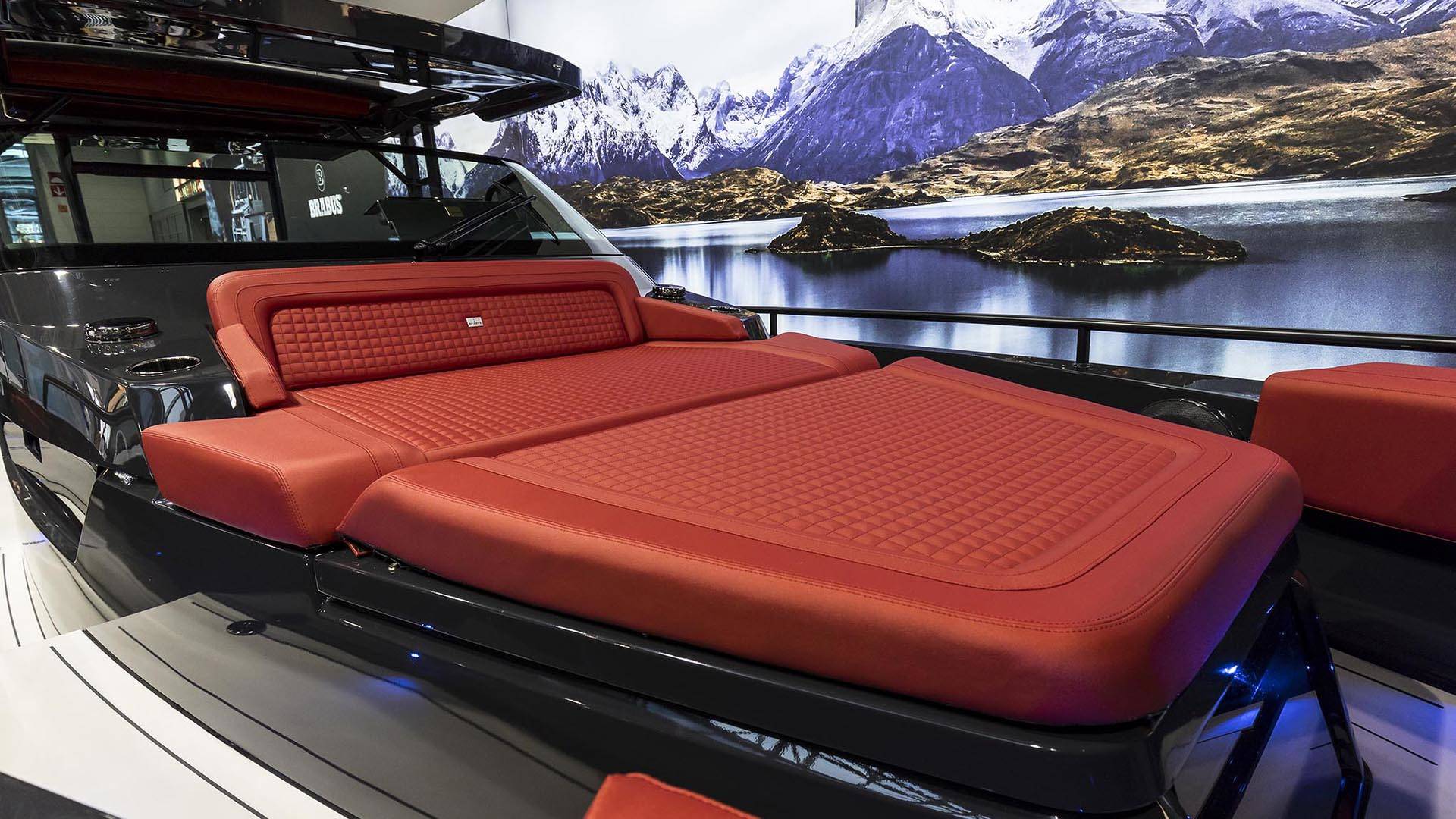 Thuyền đua Brabus Shadow 800